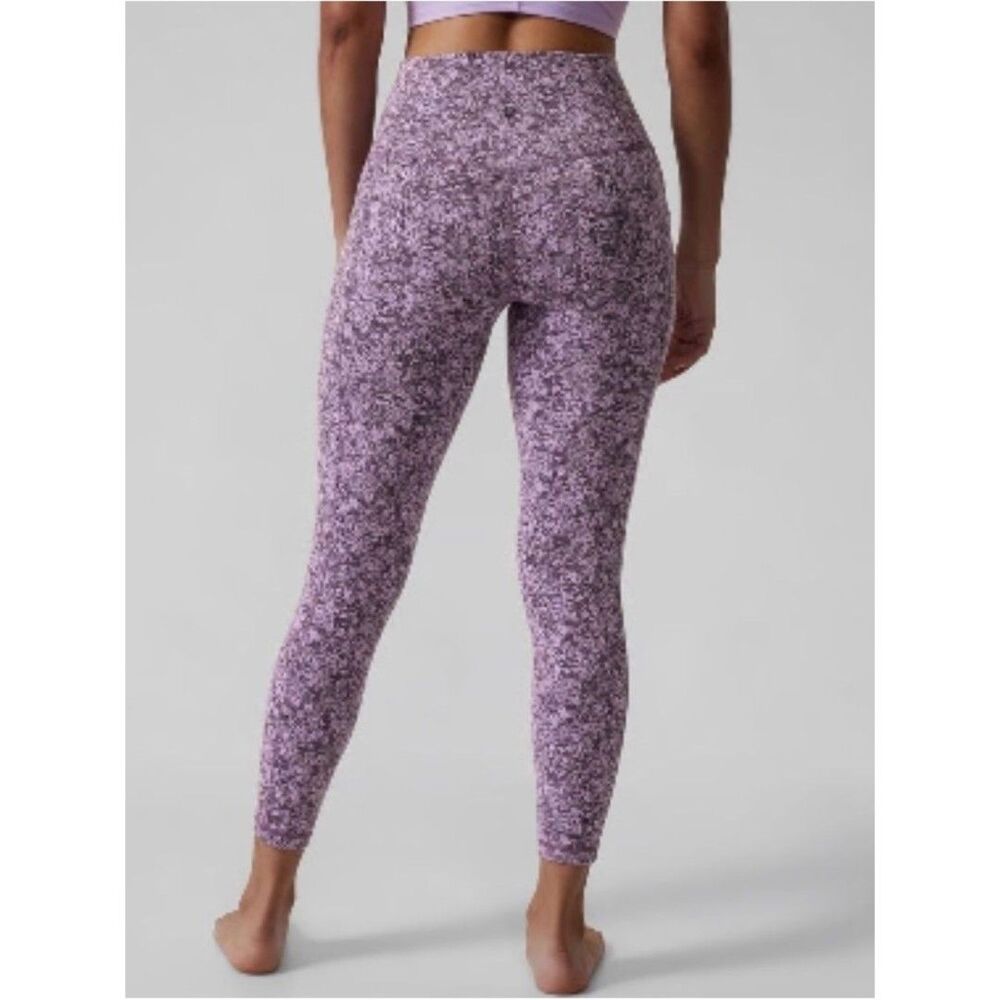 Athleta Salutation Stash II 7/8 Tight Lavender Flower Marbled Leggings